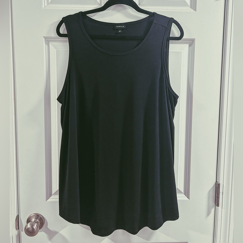 black torrid tank